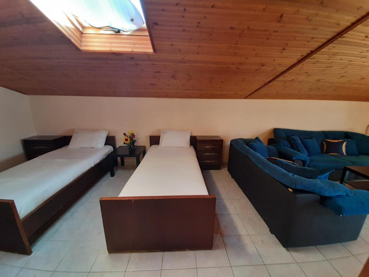 بيفكوهوري Hotel Flesvos المظهر الخارجي الصورة